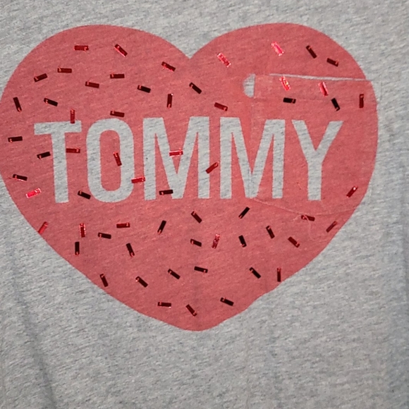 NWOT Tommy Hilfiger Bling T-shirt - Picture 3 of 4